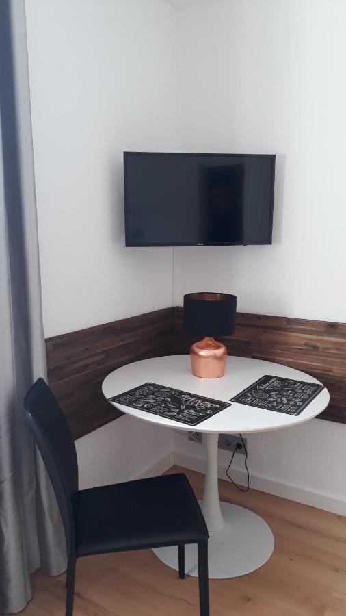 Gemuetliches Apartment Am Kurpark In Bad Ems Bagian luar foto